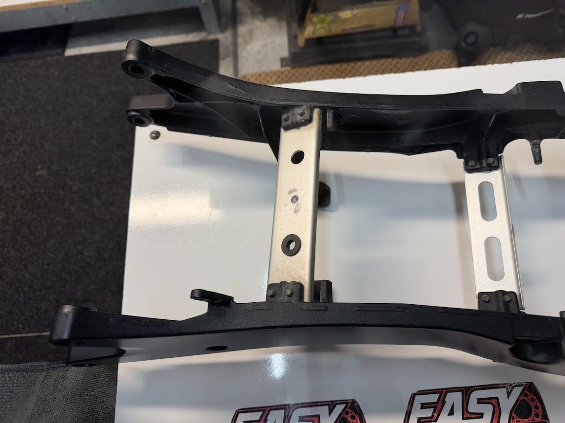 Rear Sub Frame Suzuki GSXR 1000 2005-2006 OEM 41221-41G01-YAP