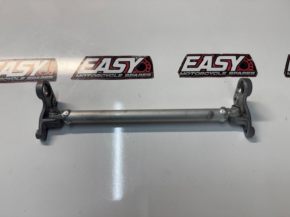 Yamaha YZF R1 2015-2019 Frame Cross Member Support Bracket 2CR-2142V-00