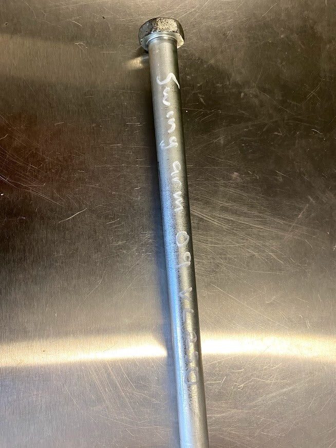 Swing Arm Bolt Suzuki VL 250 2009