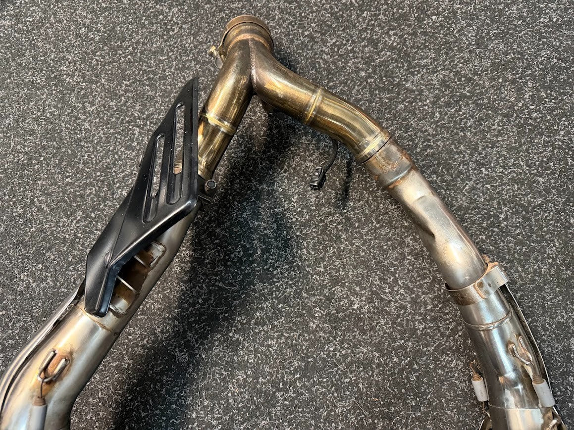 Yoshimura Dual Exhaust System Suzuki GSXR 1000 2007-2008
