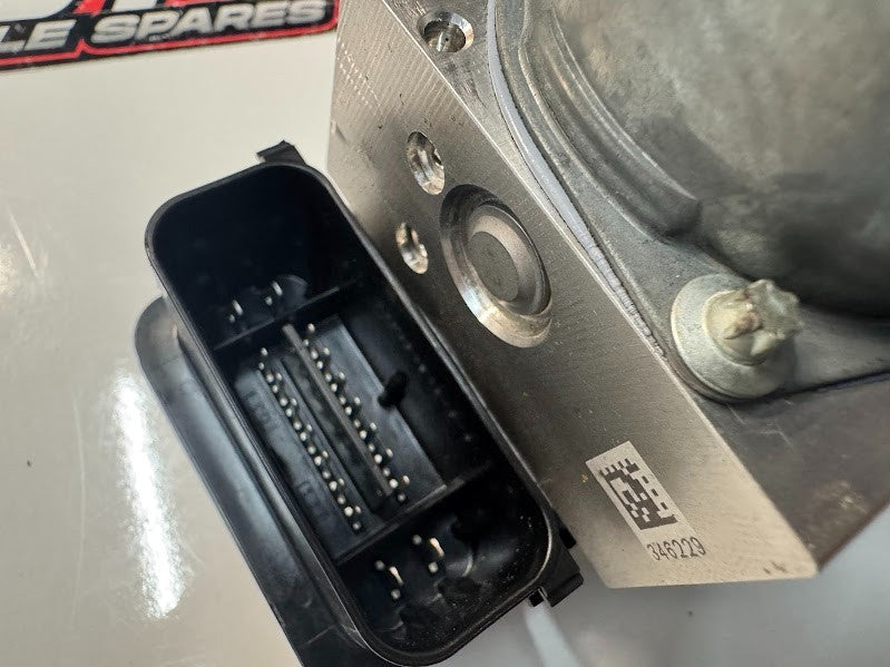 Kawasaki Vulcan S 650 2024 ABS Pump Module OEM Genuine 16082-0909