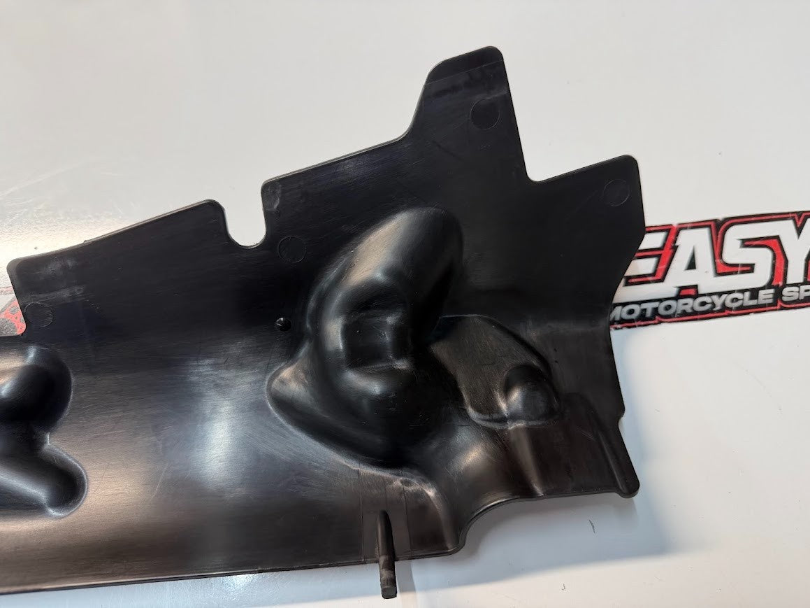 Radiator Heat Shield Suzuki GSXR 1000 2007-2008 OEM 17771-21H00