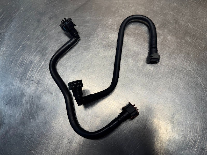 Yamaha YZF R1 2015-2019 Fuel Pipe Hose Connectors OEM Genuine 2CR-13971-00