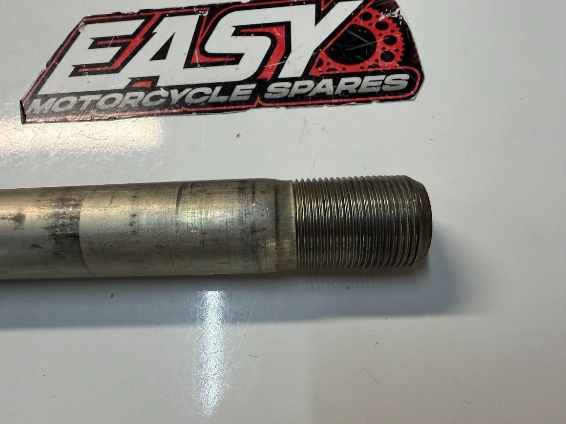 Front Wheel Axle Suzuki Boulevard C109R VLR 1800 T 2008-2014 OEM 54711-22H00