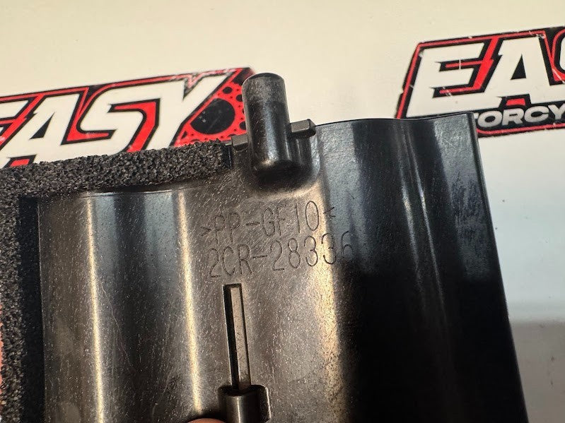 Yamaha YZF R1 2015-2019 Interior Ram Intake Flap 3 OEM Genuine 2CR-28336-00