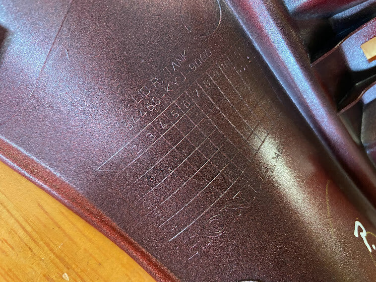 RH Tank Lid Honda CBR 250R 2011