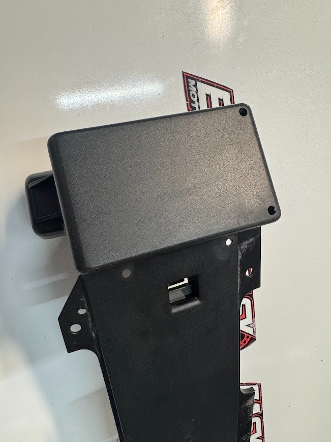 Yamaha YZF R15 2013-2018 Inner Fender Battery Tray OEM Genuine 1CK-F1611-00