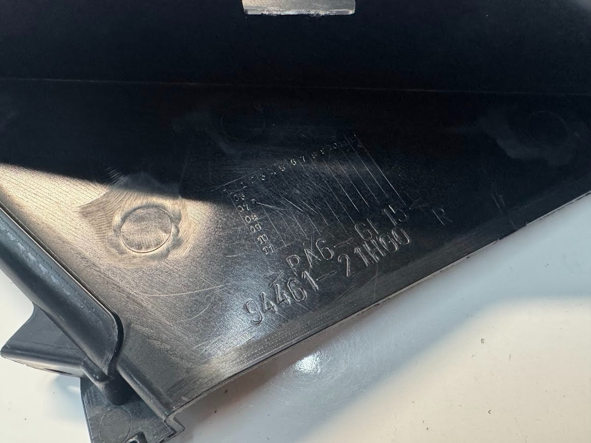 Suzuki GSXR 1000 2007-2008 RH Inner Lower Fairing OEM Genuine 94461-21H00