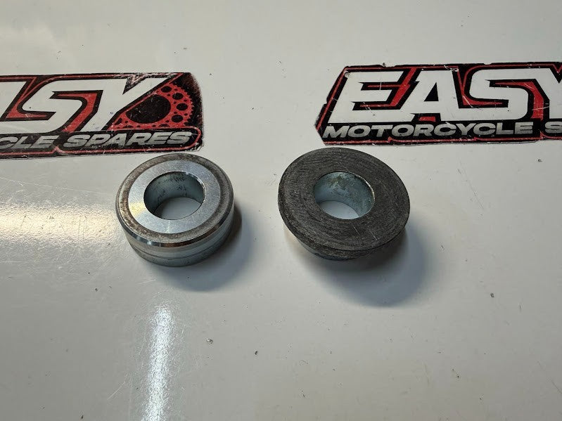 Rear Wheel Axle Spacers Kawasaki Ninja 300 2013-2017 OEM 92152-0844