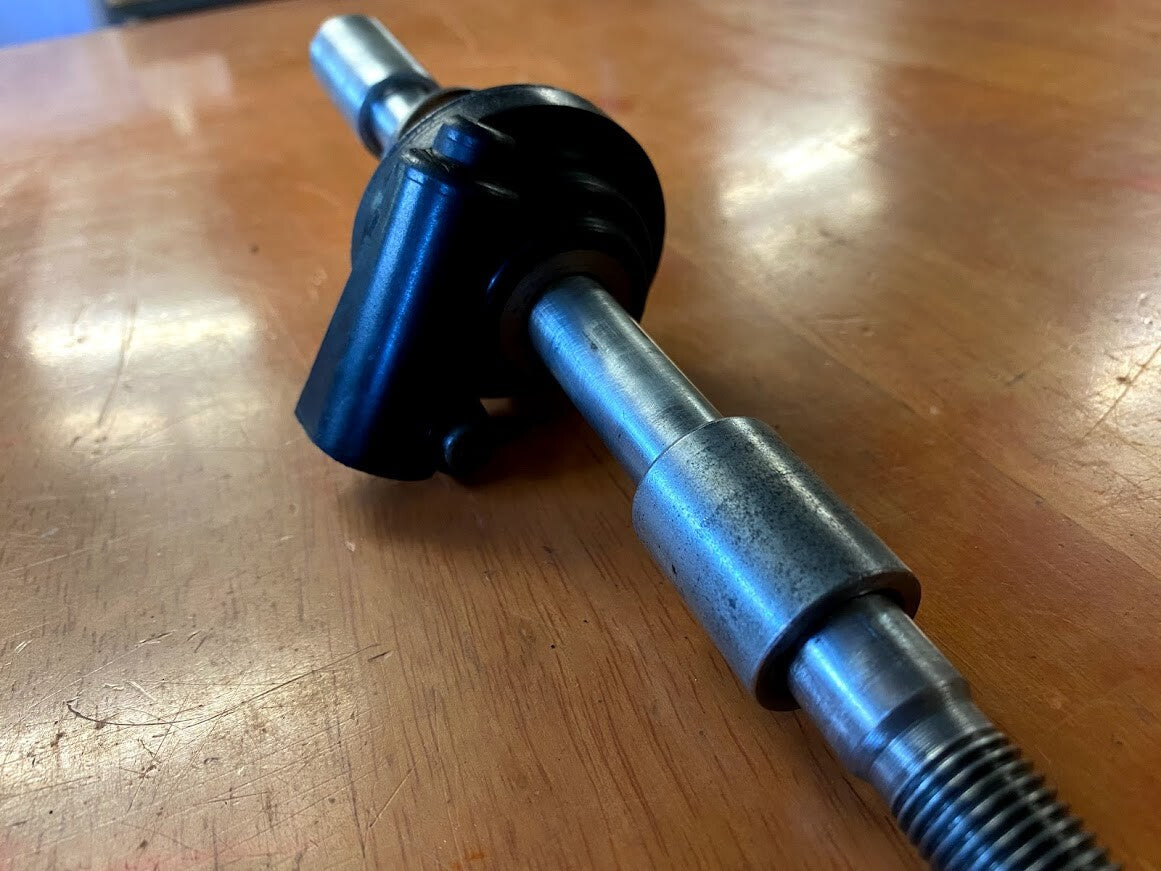 Front Axle Assy Suzuki Across GSX 250F 1995