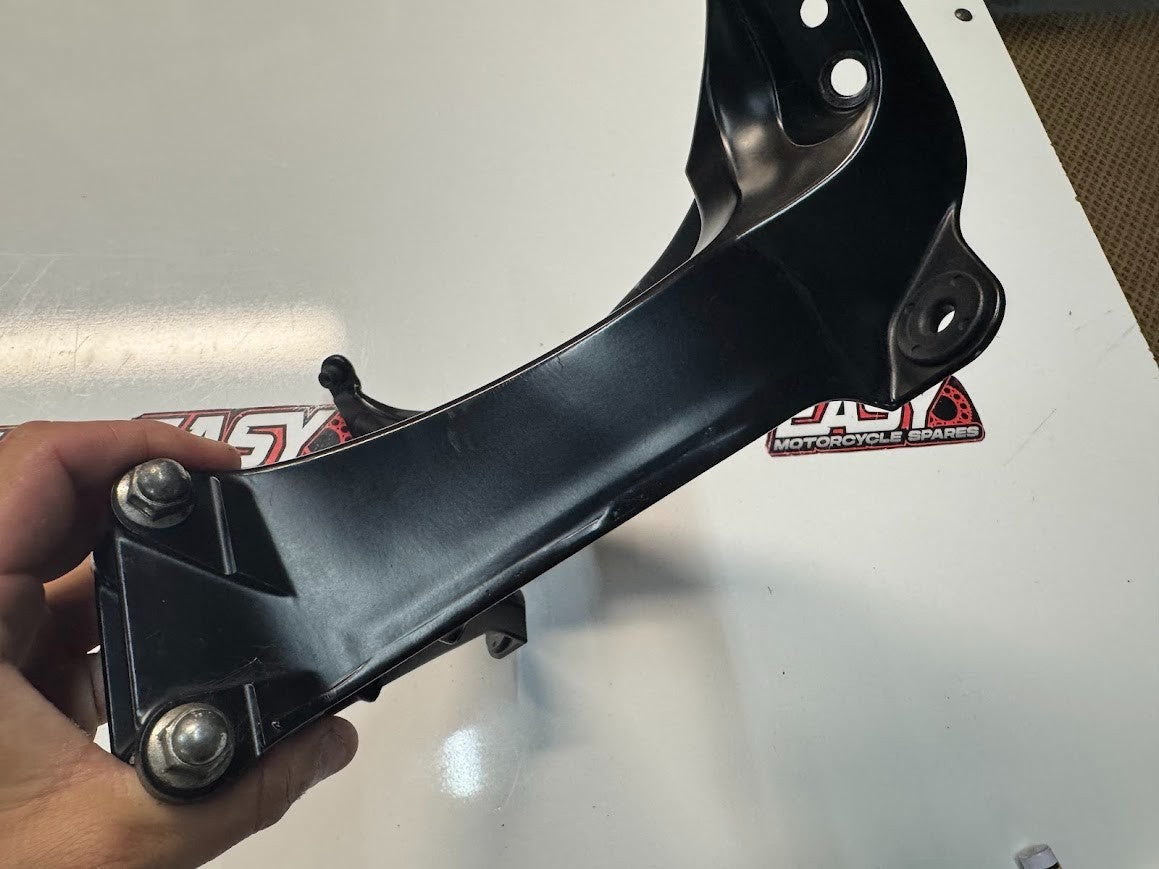 Suzuki GSXR 1000 2007-2008 Front Fairing Stay Bracket OEM Genuine 94511-21H00