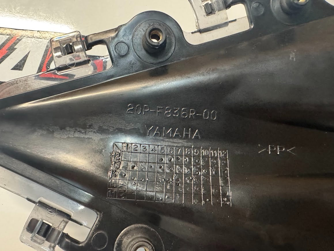 Yamaha YZF R15 2013-2018 Windshield Visor OEM Genuine 1CK-F8381-00