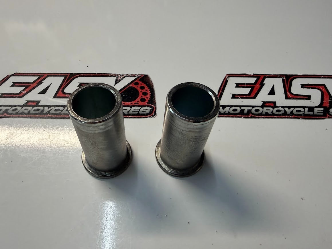 Front Wheel Axle Spacers Kawasaki Vulcan VN900 Classic 2006-2022 OEM 92152-0349
