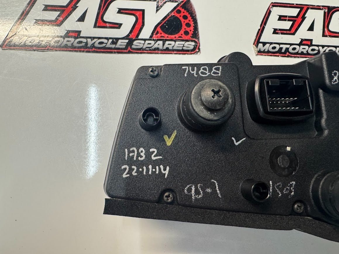 Yamaha YZF R15 2015-2018 Dash Cluster OEM Genuine 2FB-H3500-00