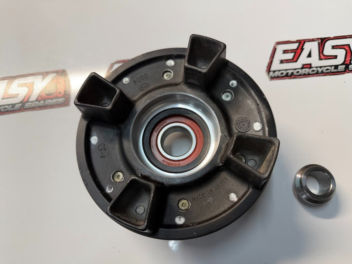 Belt Carrier Hub Kawasaki Vulcan VN900 Classic 2006-2022 OEM 42033-0037