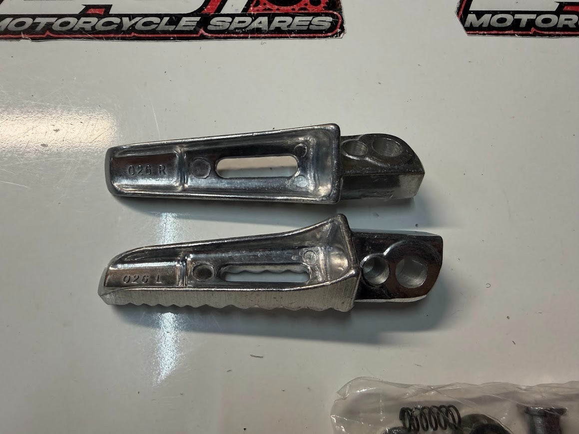 Pillion Pegs Aftermarket Suzuki GSXR 1000 2007-2008