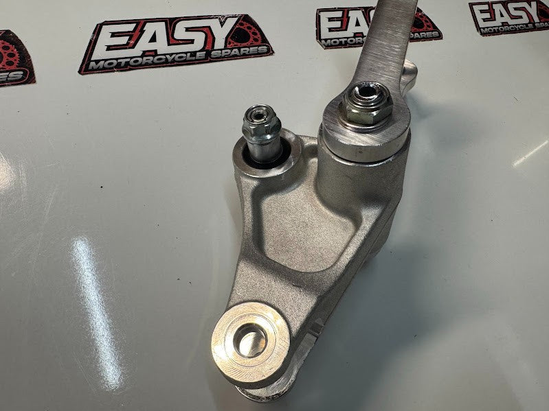 Yamaha YZF R1 2020-2025 Shock Linkages Arm OEM Genuine B3L-2217A-00