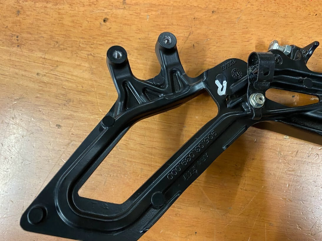 RH Foot Peg Bracket KTM RC 390 14-19 2014 90503039000 #2