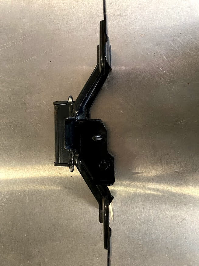 Tank Bracket Yamaha FZ1 2008