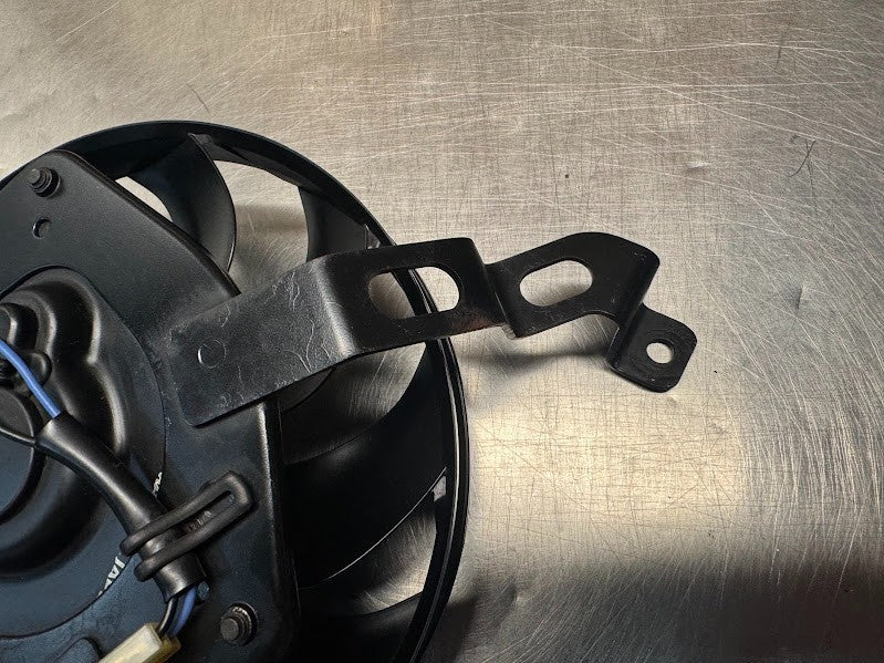 Suzuki GSXR 1000 2005-2006 Radiator Thermo Fan OEM Genuine 17800-41G00