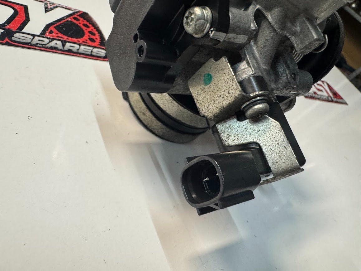 Yamaha YZF R15 2015-2018 Throttle Body OEM Genuine B12-E3750-00