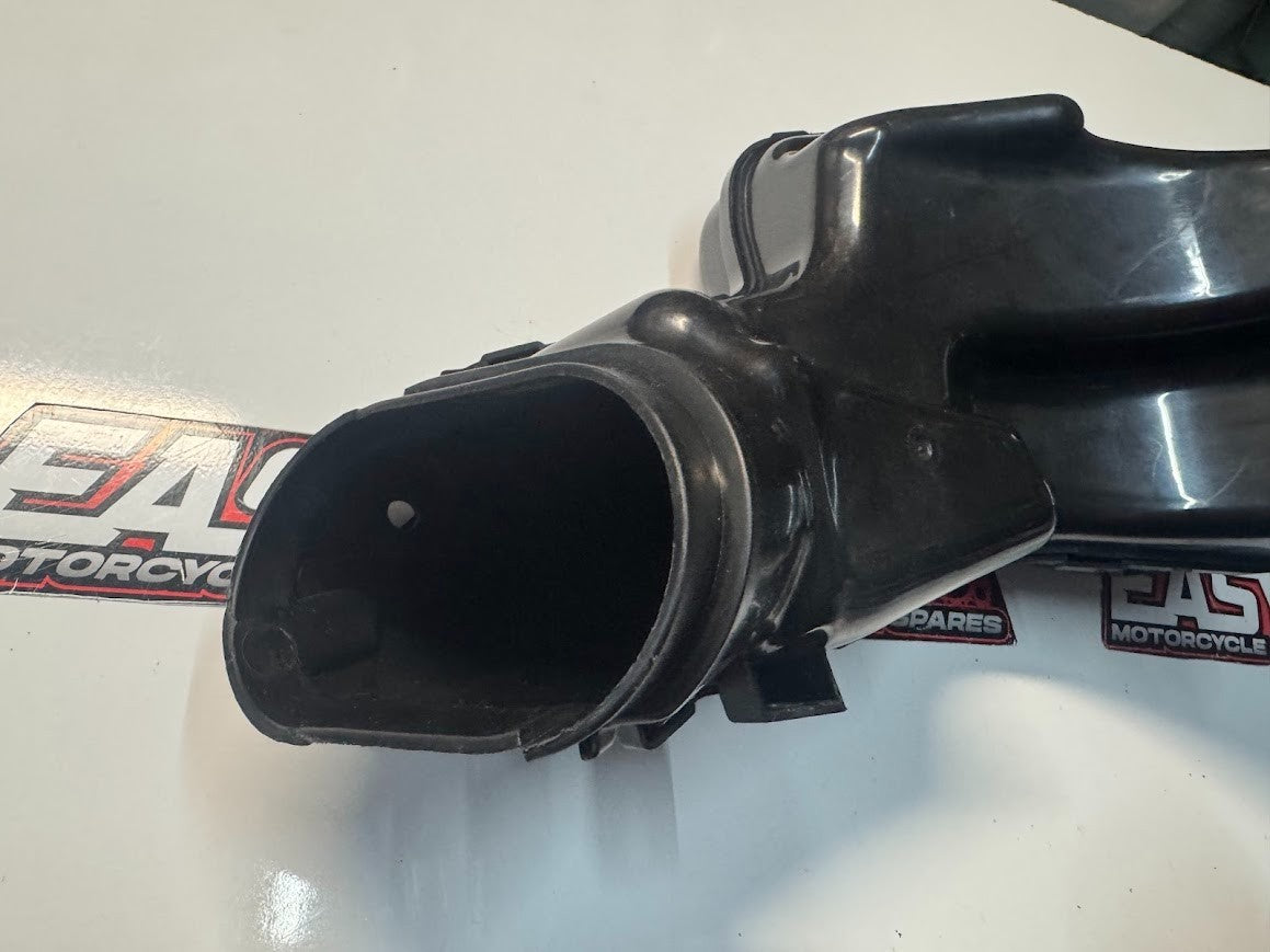 OEM Air Ram Duct Intakes Suzuki GSXR 1000 07-08 2008 94420-21H00