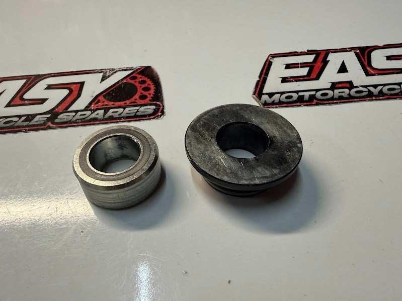 Rear Wheel Axle Spacers Honda CBR 500R 2016-2018 OEM 42313-MGZ-J40