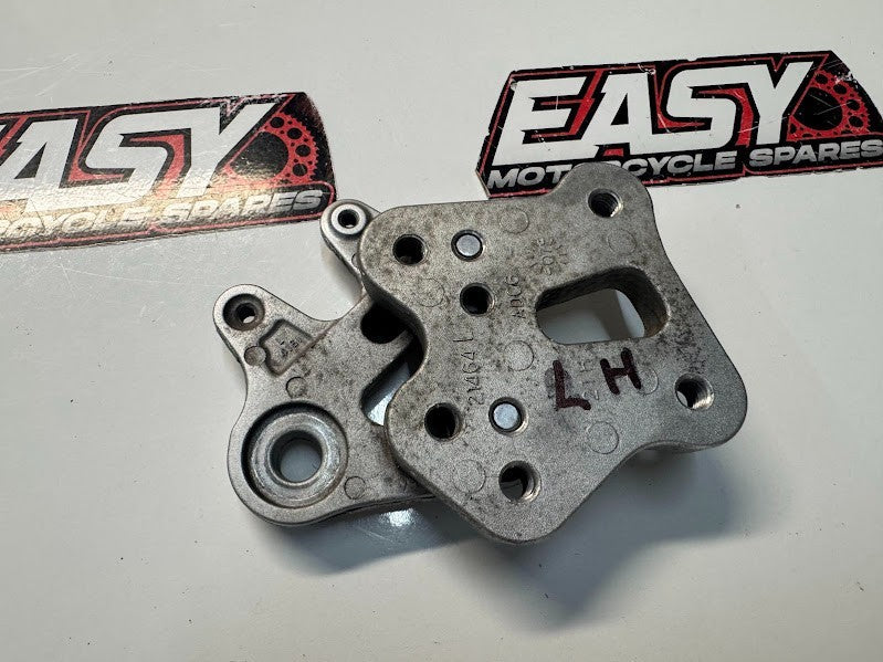 Suzuki GSXR 1000 2007-2008 LH Foot Peg Bracket OEM Genuine 43521-41G10