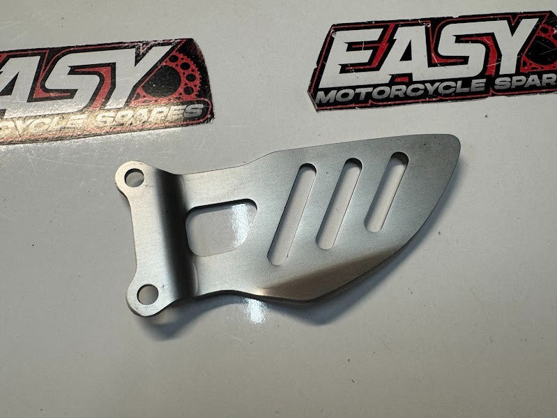 Suzuki GSXR 1000 2005-2008 RH Heel Guard OEM Genuine 43571-41G01