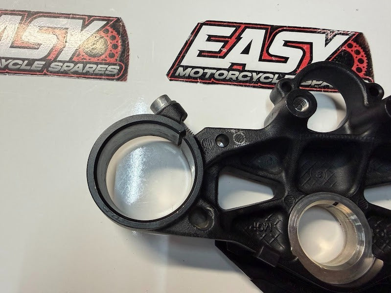 Top Triple Tree Steering Honda CBR 1000 RR 2014-2016 OEM 53300-MGP-D61