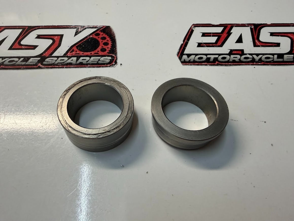 Rear Wheel Axle Spacers Suzuki GSXR 1000 2003-2008 OEM 64741-35F10