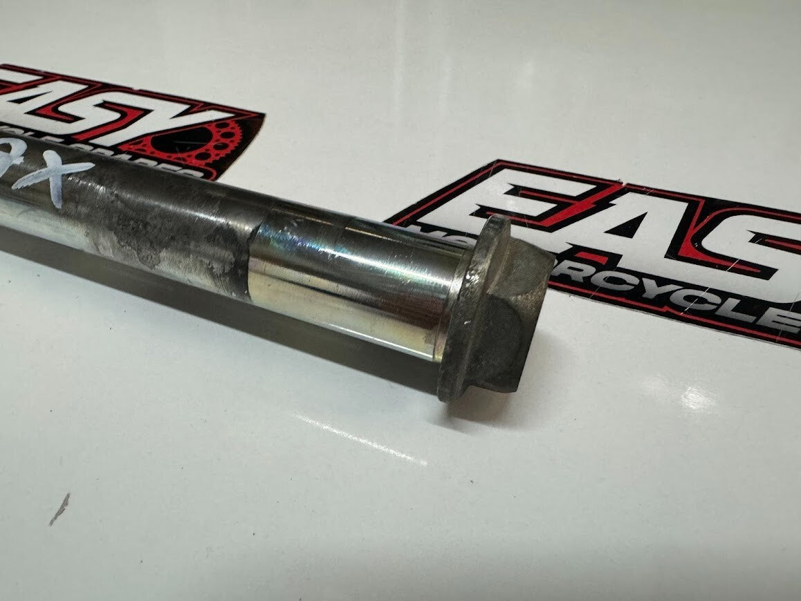 Swing Arm Shaft Bolt Kawasaki ER-6F 06-16 2007 33032-1142