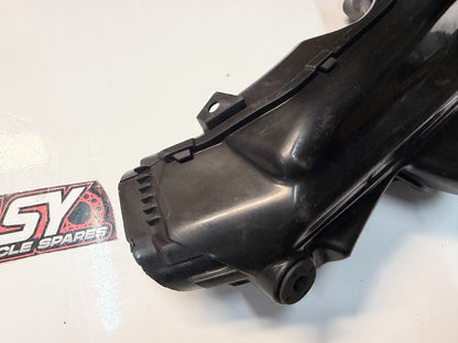 Air Intake Ducts Suzuki GSXR 1000 2007-2008 OEM 94420-21H00