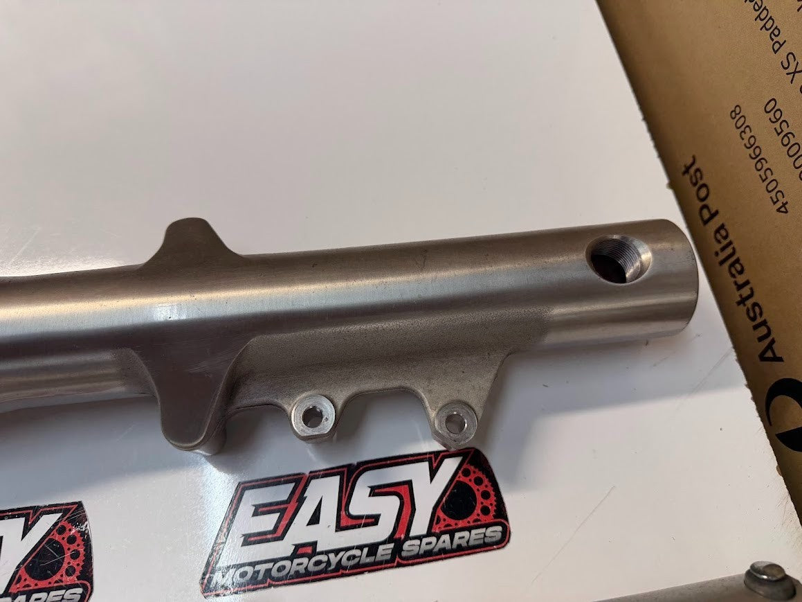 Front Fork Legs Suzuki Boulevard C109R VLR 1800 T 2008-2014 OEM 51103-22H00