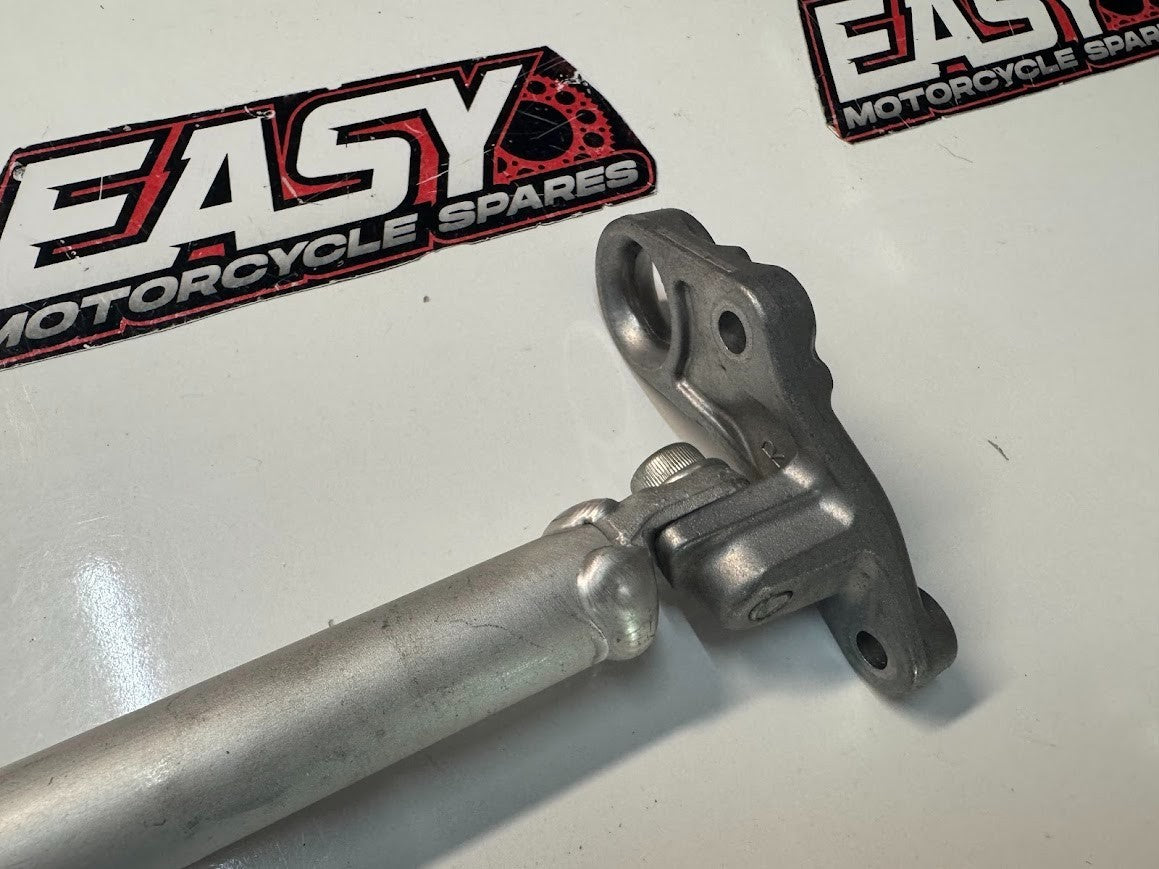 Yamaha YZF R1 2015-2019 Frame Cross Member Support Bracket 2CR-2142V-00