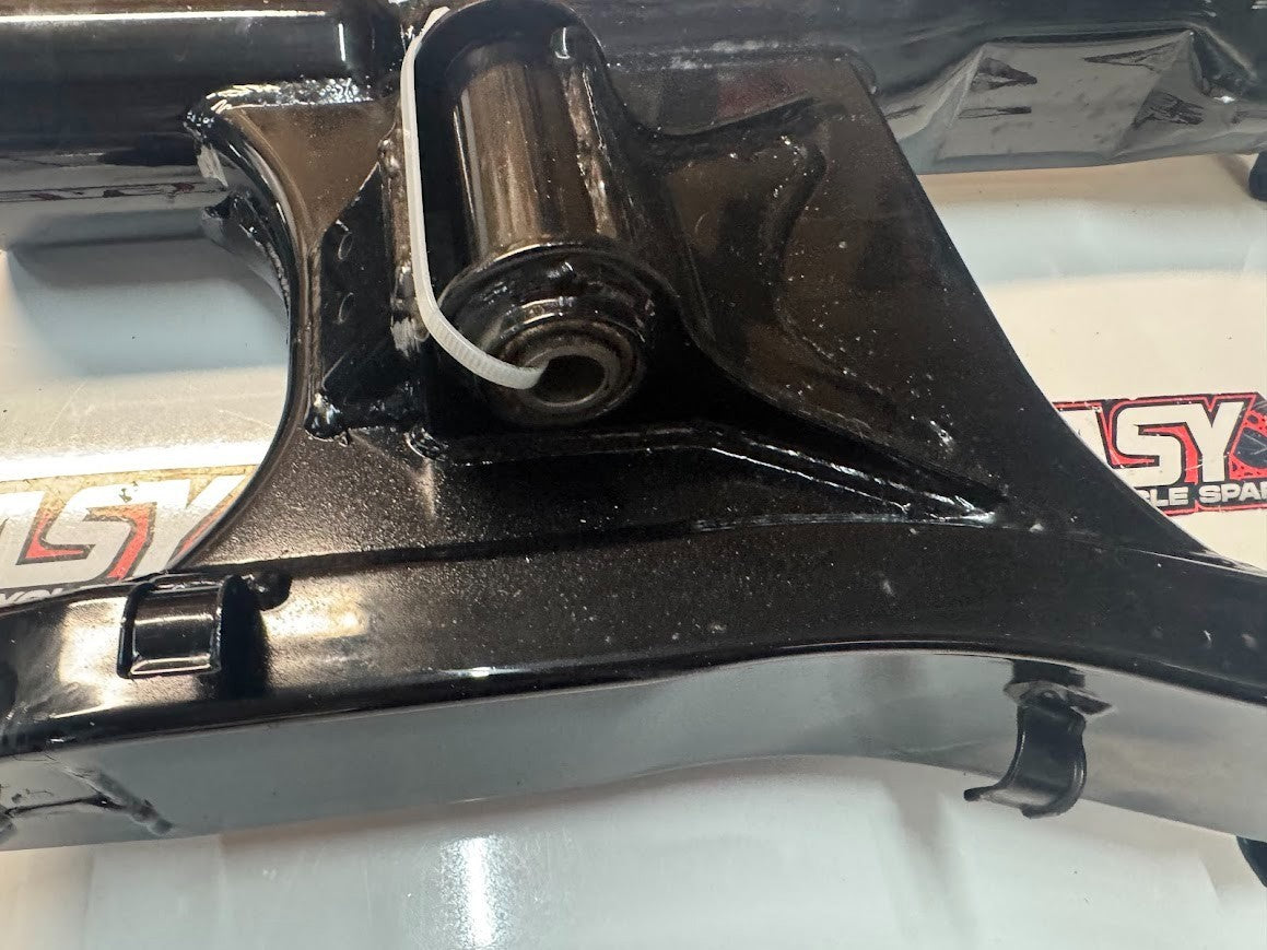 Suzuki VL 1500 Intruder 1998-2009 Swingarm OEM Genuine 61100-10860-019