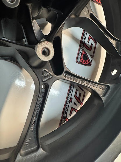 Yamaha YZF R1 2020 Front Wheel Rim OEM Genuine 2CR-25168-00 *READ DESCRIPTION*