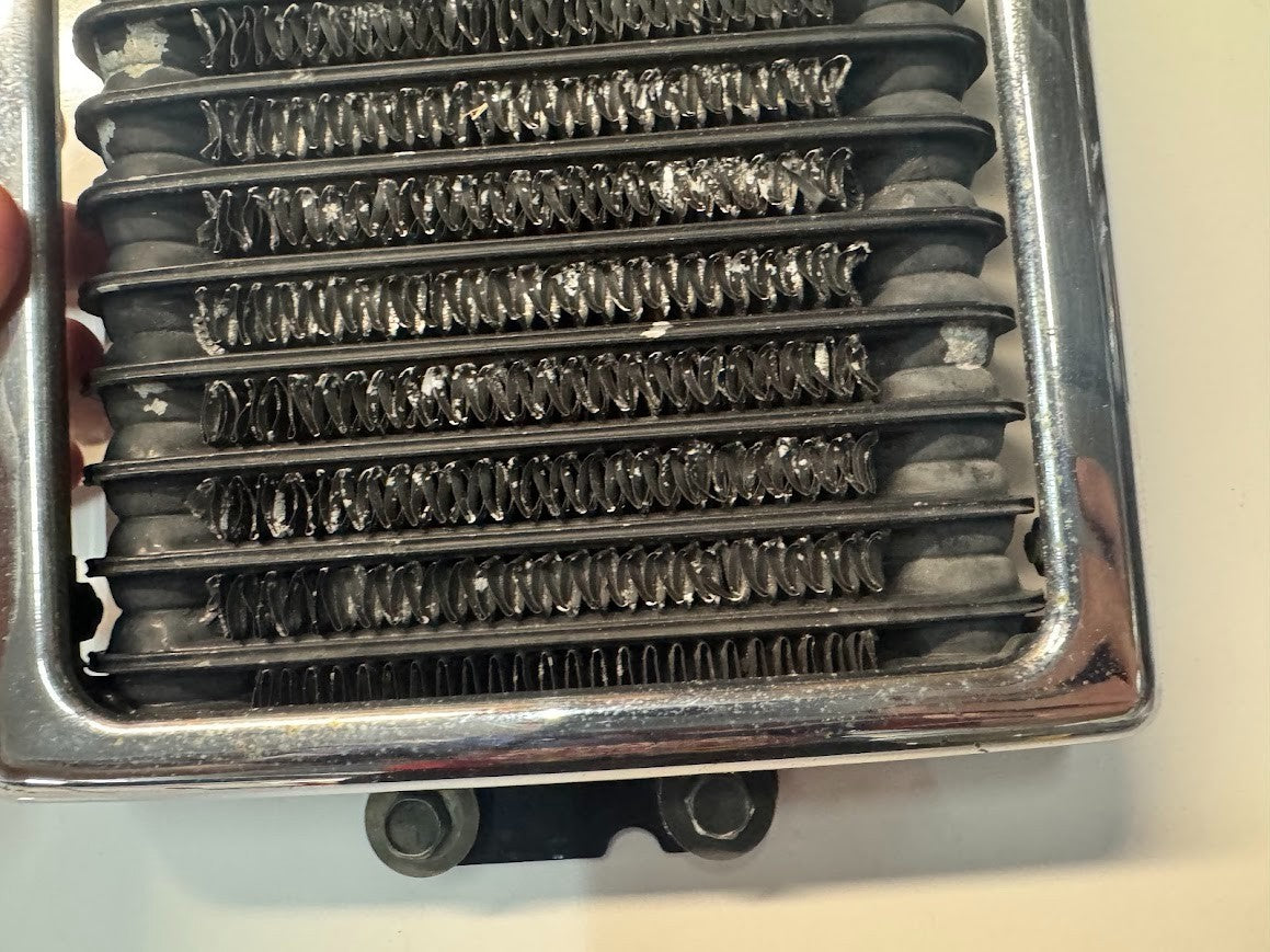 Suzuki VL 1500 Intruder 1998-2009 Oil Cooler OEM Genuine 16600-10F00