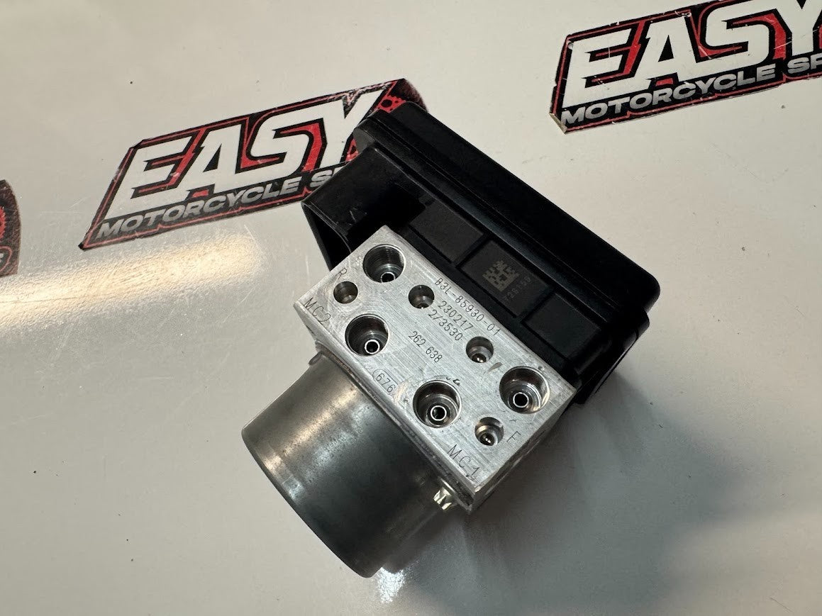 Yamaha YZF R1 2022-2025 ABS Module Pump OEM Genuine B3L-85930-08