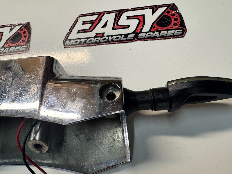 Suzuki VL 1500 Intruder 1998-2009 Rear Turn Signal Assy 35621-10F00