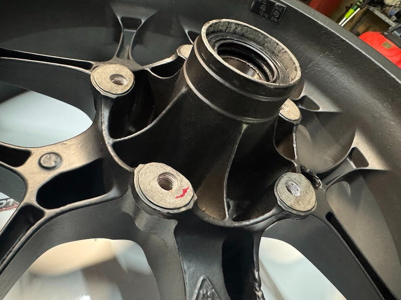 Yamaha YZF R1 2020 Rear Wheel Rim B3L-25338-00 OEM Genuine *READ DESCRIPTION*