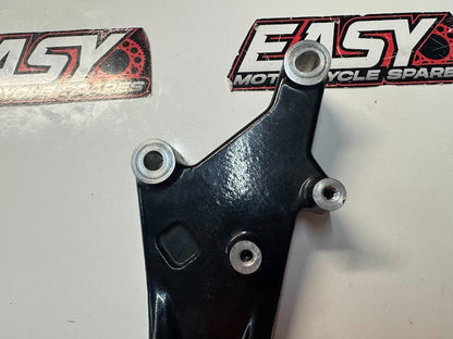 Royal Enfield Interceptor 650 2022 RH Foot Peg Bracket OEM 148627D Euro 5