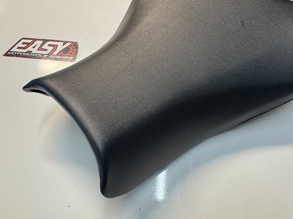Suzuki GSXR 1000 2007-2008 Riders Seat OEM Genuine 45100-21H01-6BY