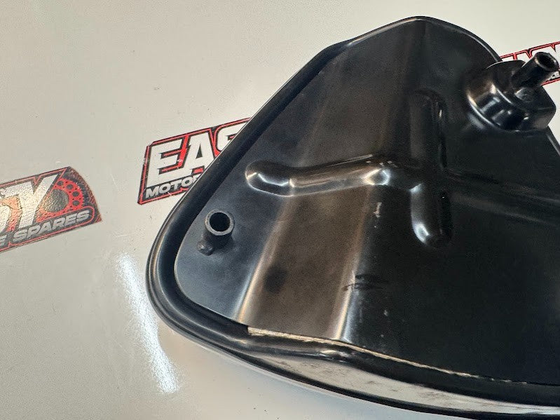 Suzuki VL 1500 Intruder 1998-2004 Secondary Intake Airbox Assy OEM 18780-10F00