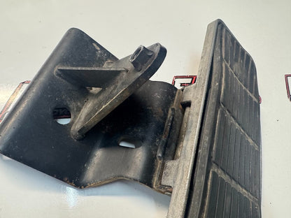 Suzuki VL 1500 Intruder 1998-2004 LH Rider Foot Rest OEM Genuine 43502-10F00