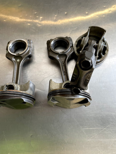 Connecting Rods and Pistons Triumph Street Triple 675 2013