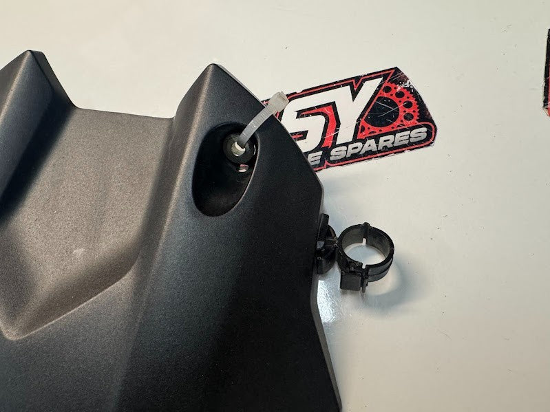 Yamaha YZF R1 2015-2025 Rear Hugger Fender Mudguard OEM Genuine 2CR-21650-01