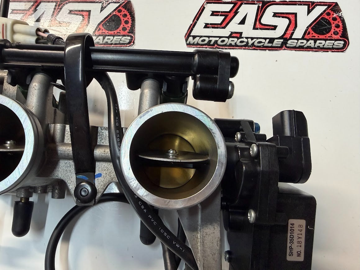 Throttle Bodies TPS Injectors Kawasaki Ninja 650L 2012-2016 OEM 16163-0713
