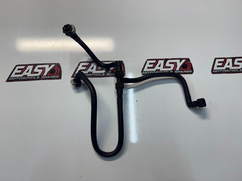 Yamaha YZF R1 2020-2025 Fuel Pipe Hose Connectors OEM Genuine B3L-13971-01