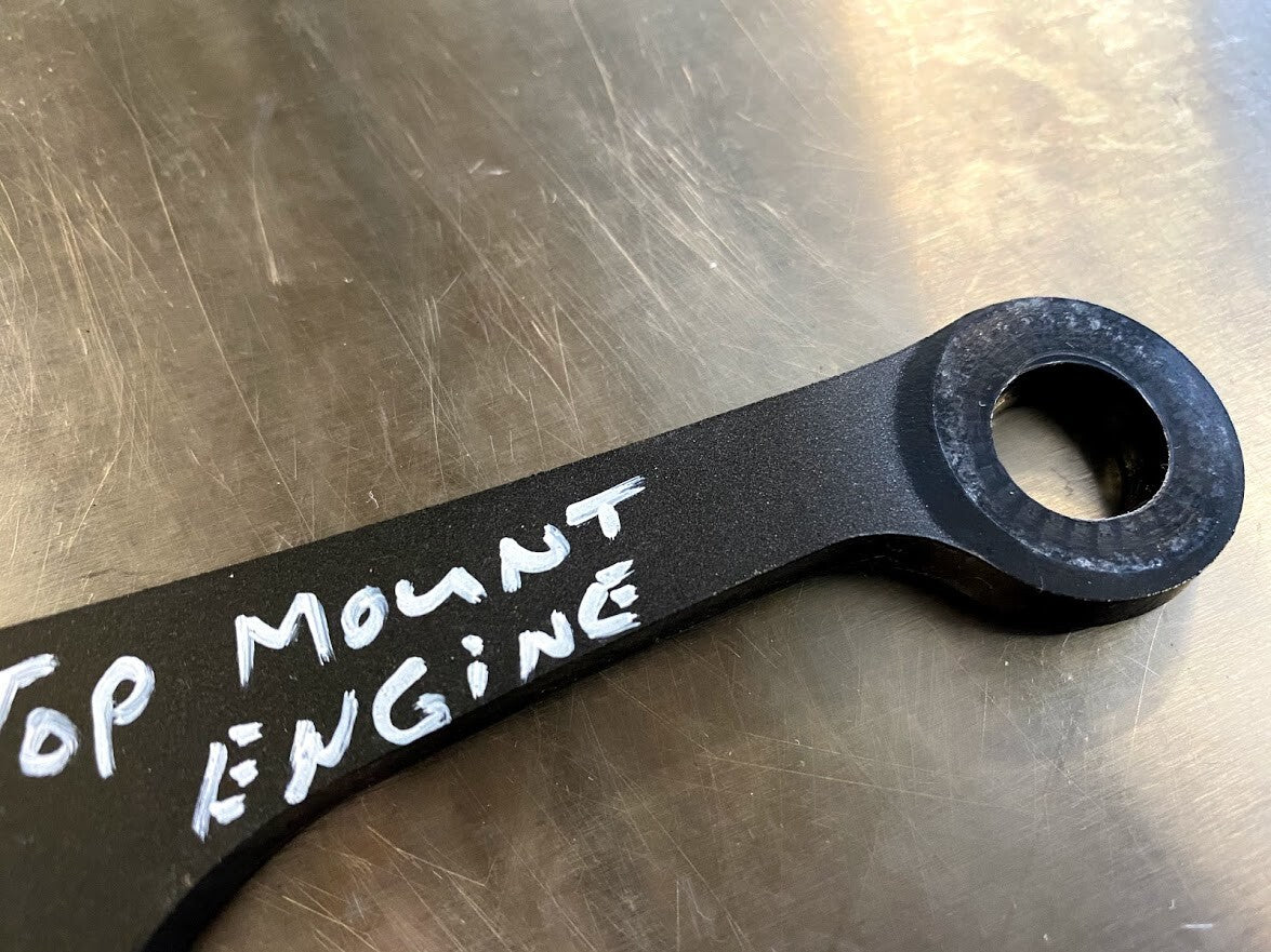 RH Top Engine Mount Yamaha MT-07 2016